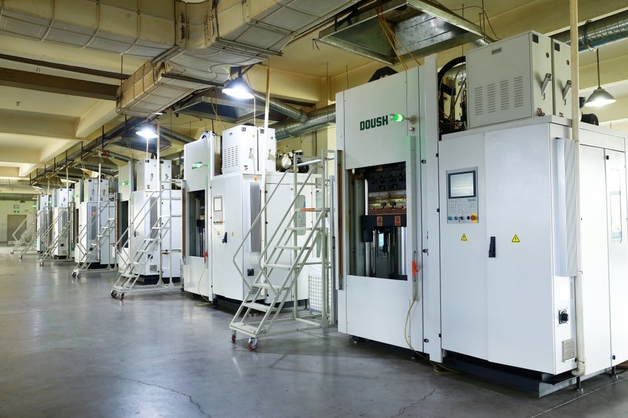 Jiangsu Kunyuan Rubber & Plastic Technology Co.,Ltd ligne de production du fabricant